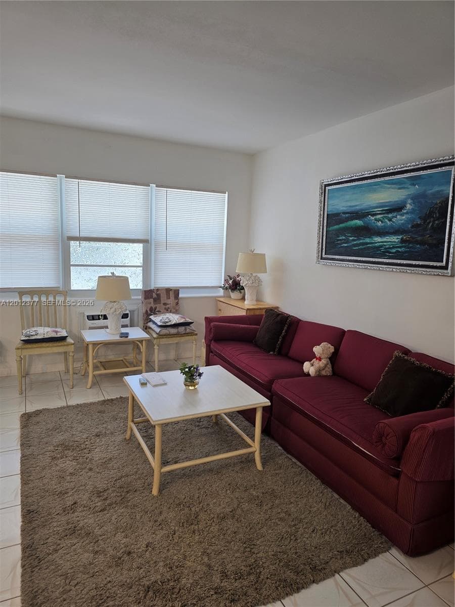 GOLDEN BAY LODGE CO-OP · #15 in Hallandale Beach - Photo 5