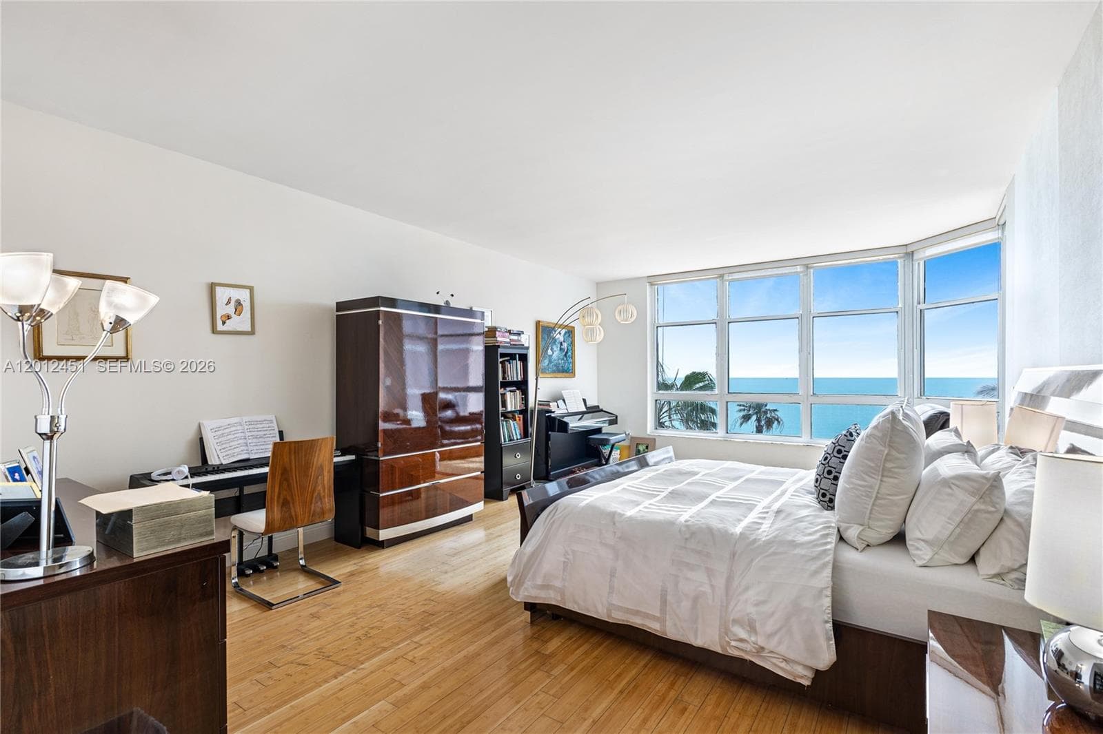 CORNICHE CONDO · #5D in Lauderdale By The Sea - Photo 6
