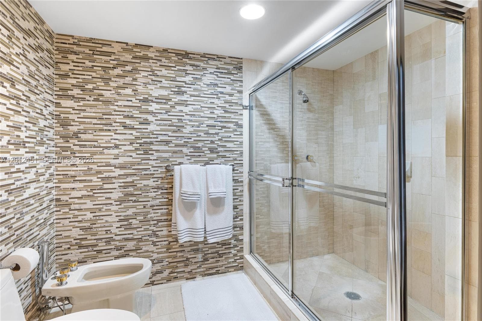 CORNICHE CONDO · #5D in Lauderdale By The Sea - Photo 18
