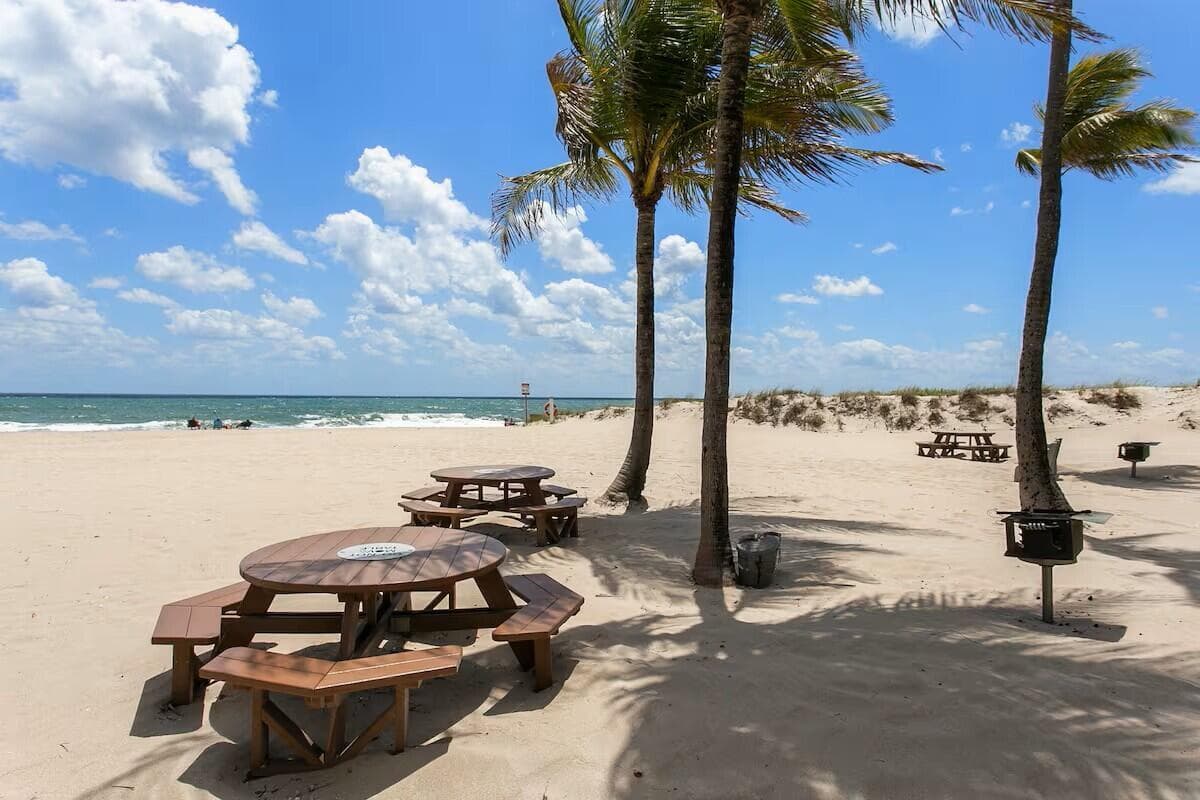 Beach El Mar Bch Club