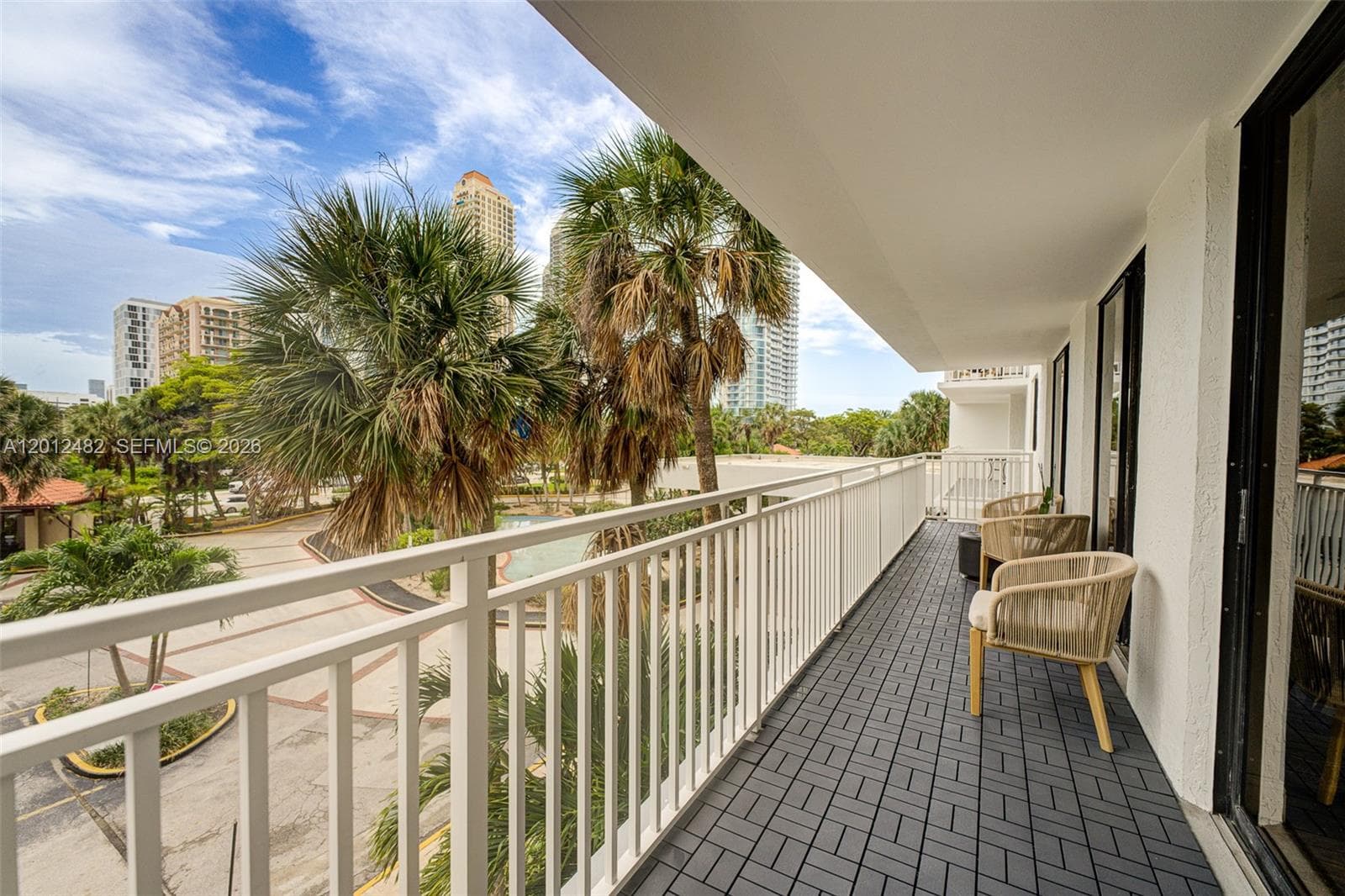WINSTON TOWERS 600 CONDO · #312 in Sunny Isles Beach - Photo 3