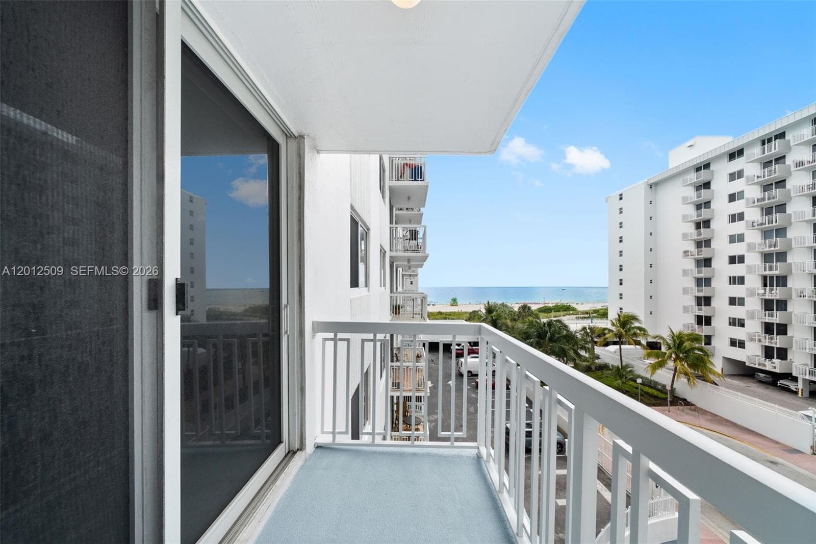 THE PRESIDENTIAL CONDO · #509 in Miami Beach - Photo 2