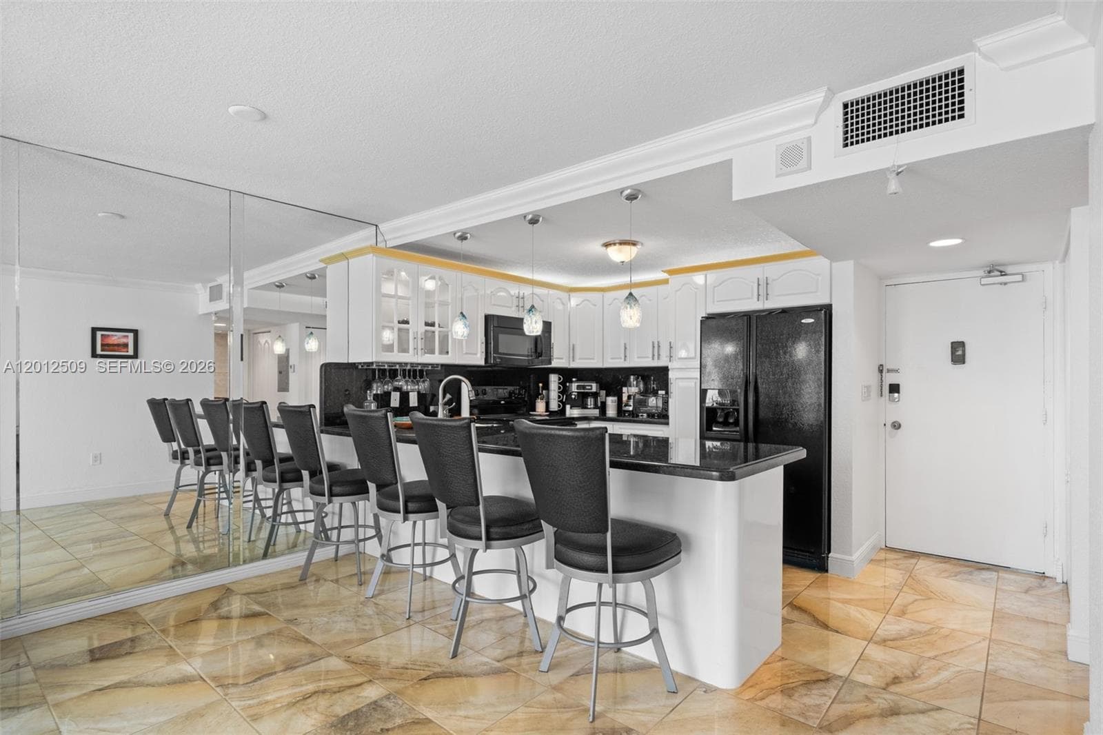THE PRESIDENTIAL CONDO · #509 in Miami Beach - Photo 6