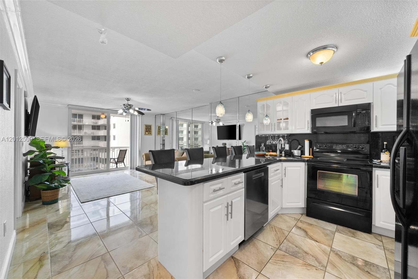 THE PRESIDENTIAL CONDO · #509 in Miami Beach - Photo 4