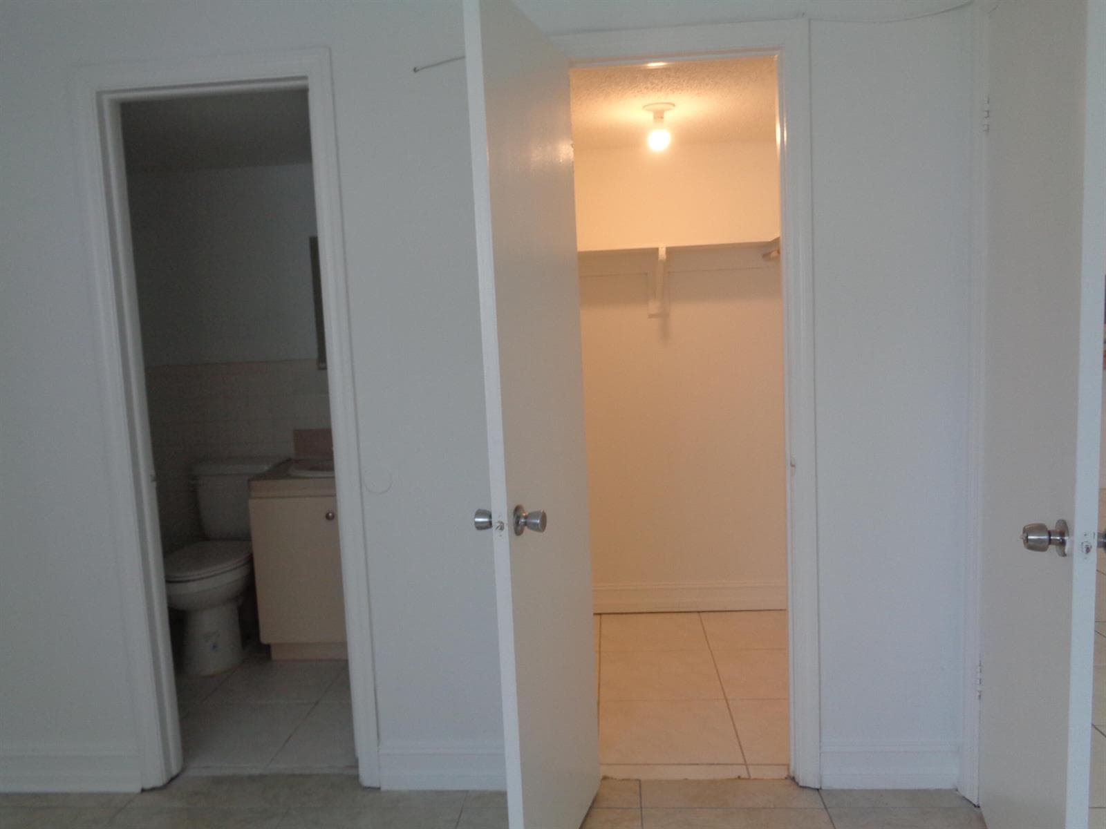2008 Jackson E9 Primary Bedroom 1