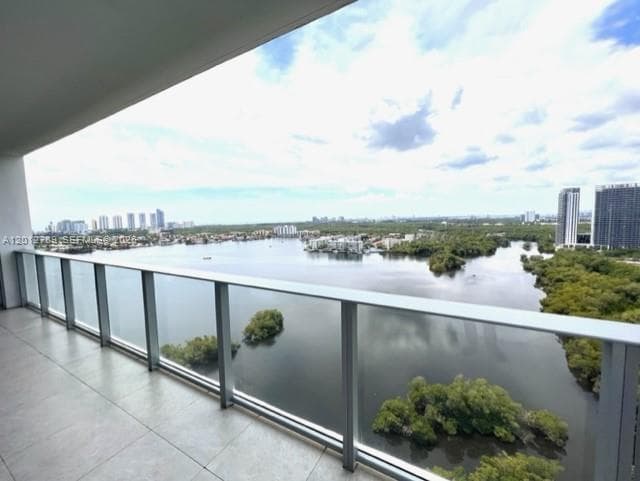 MARINA PALMS RESIDENCES S · #2102 in North Miami Beach - Photo 38