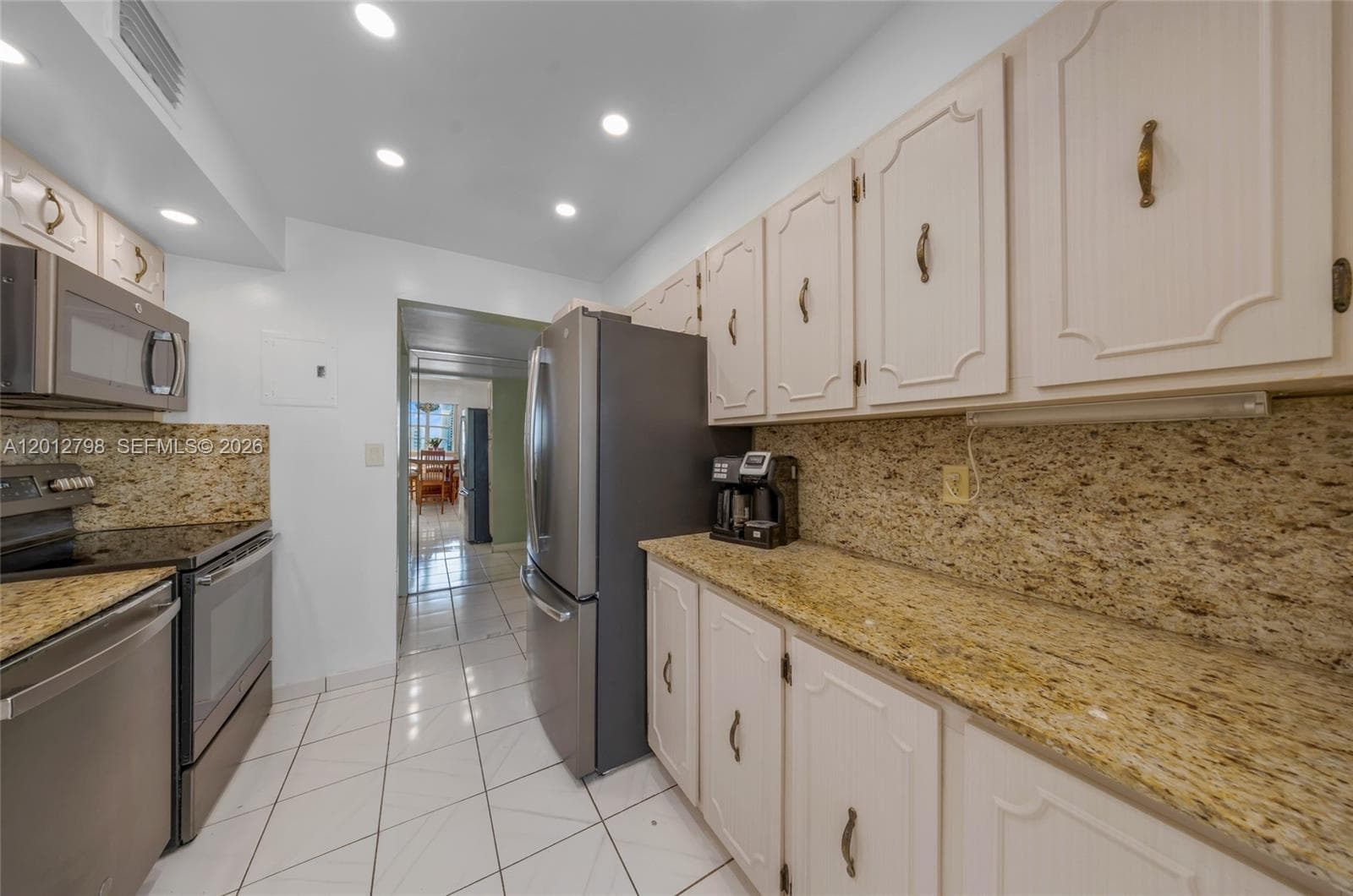 ASHLEIGH HOUSE CONDO · #506 in Hallandale Beach - Photo 3