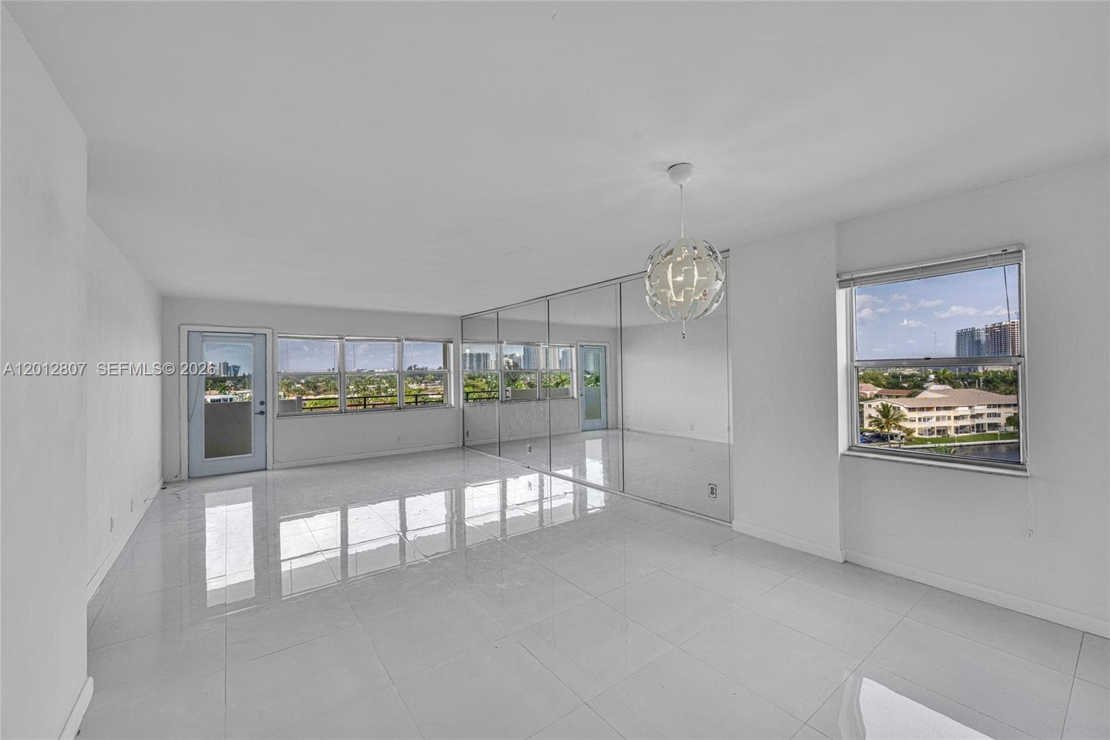 OCEAN VIEW TOWERS CONDO · #712 in Hallandale Beach - Photo 3