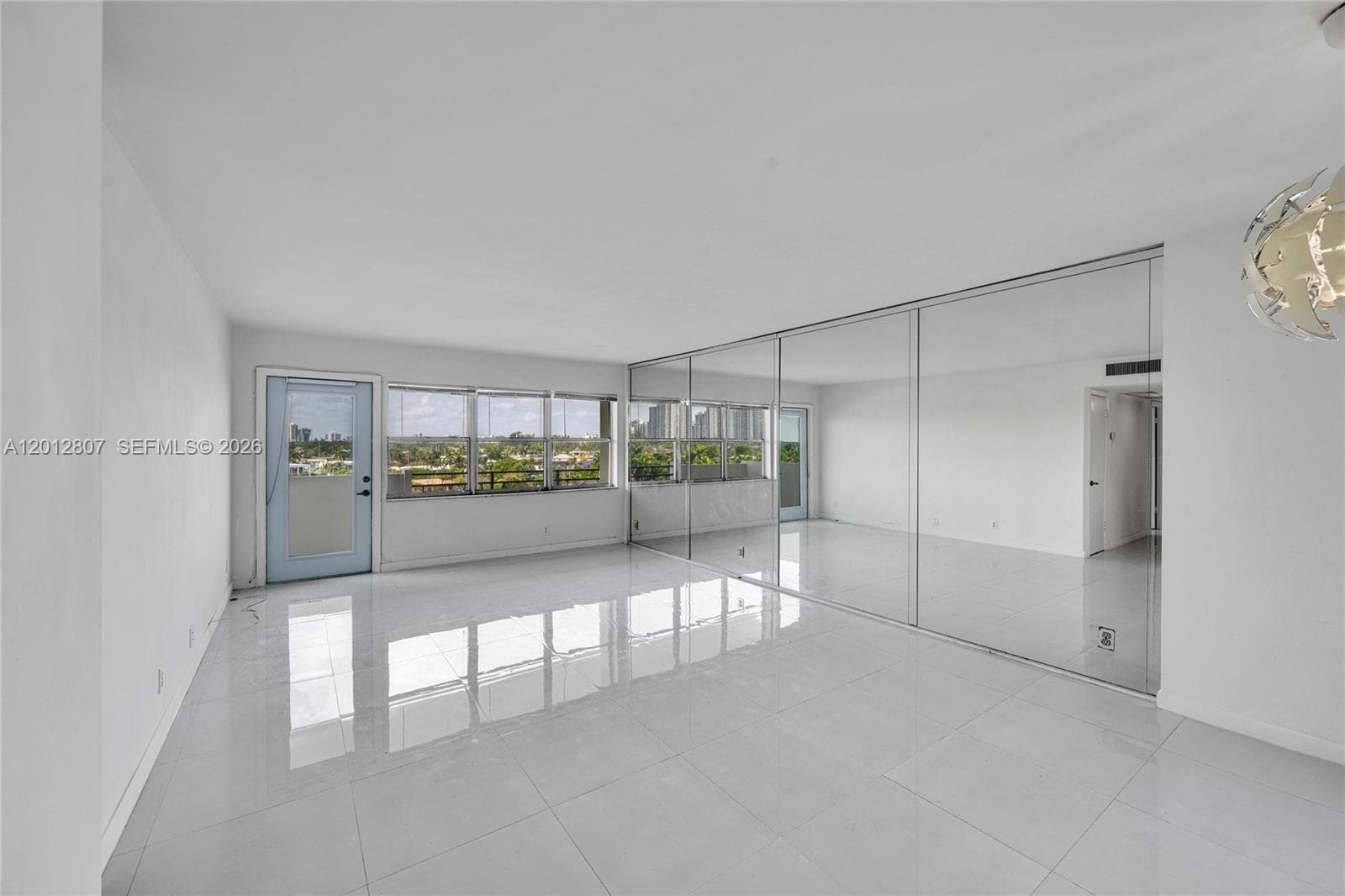 OCEAN VIEW TOWERS CONDO · #712 in Hallandale Beach - Photo 9