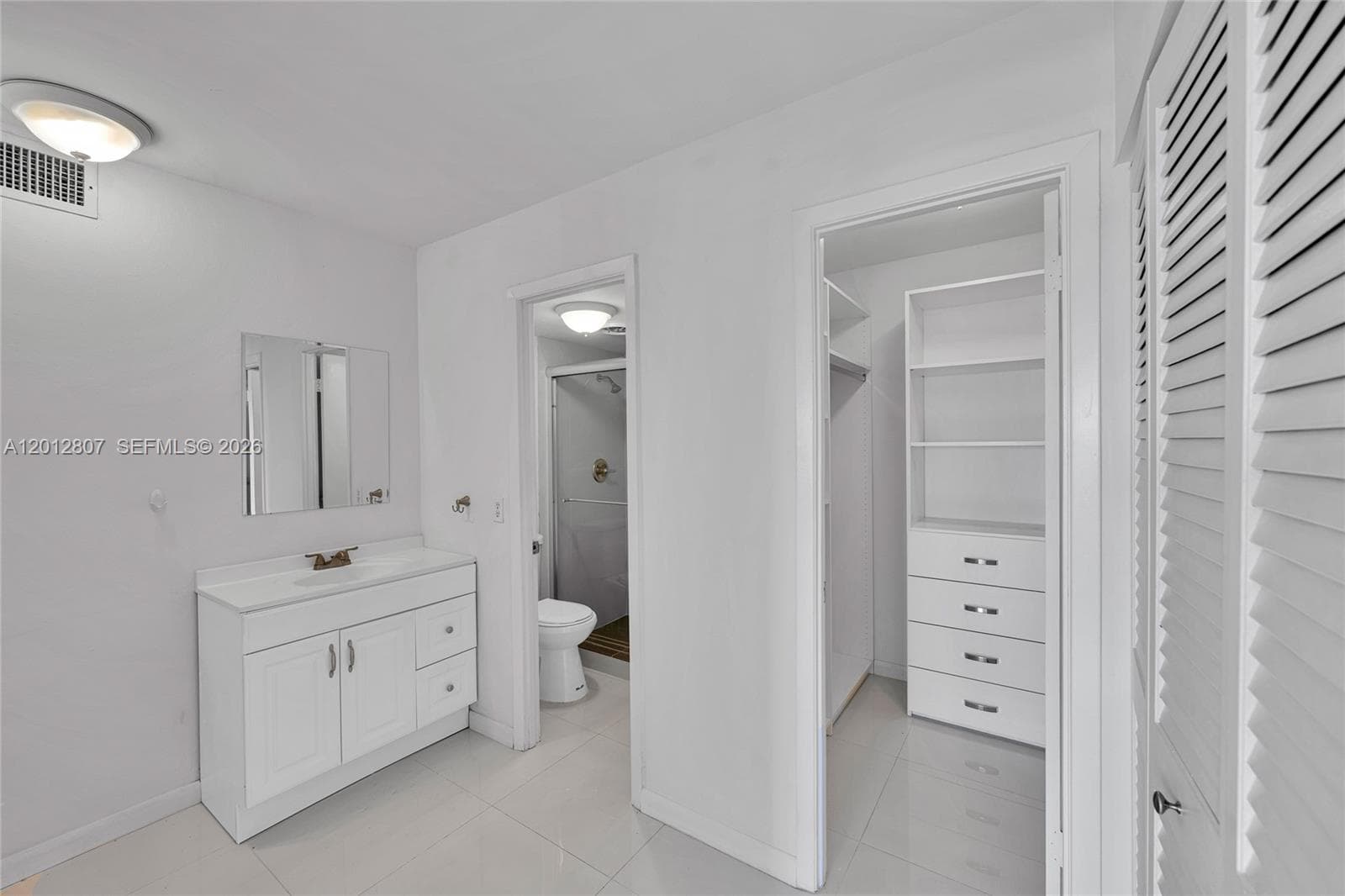 OCEAN VIEW TOWERS CONDO · #712 in Hallandale Beach - Photo 14
