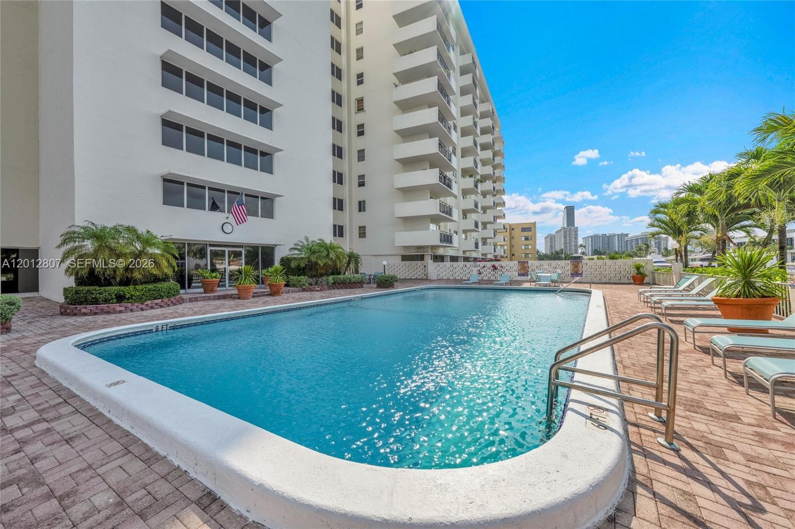 OCEAN VIEW TOWERS CONDO · #712 in Hallandale Beach - Photo 29