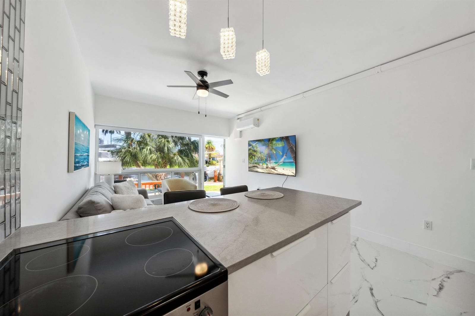 013-027-Kitchen-4000x2667