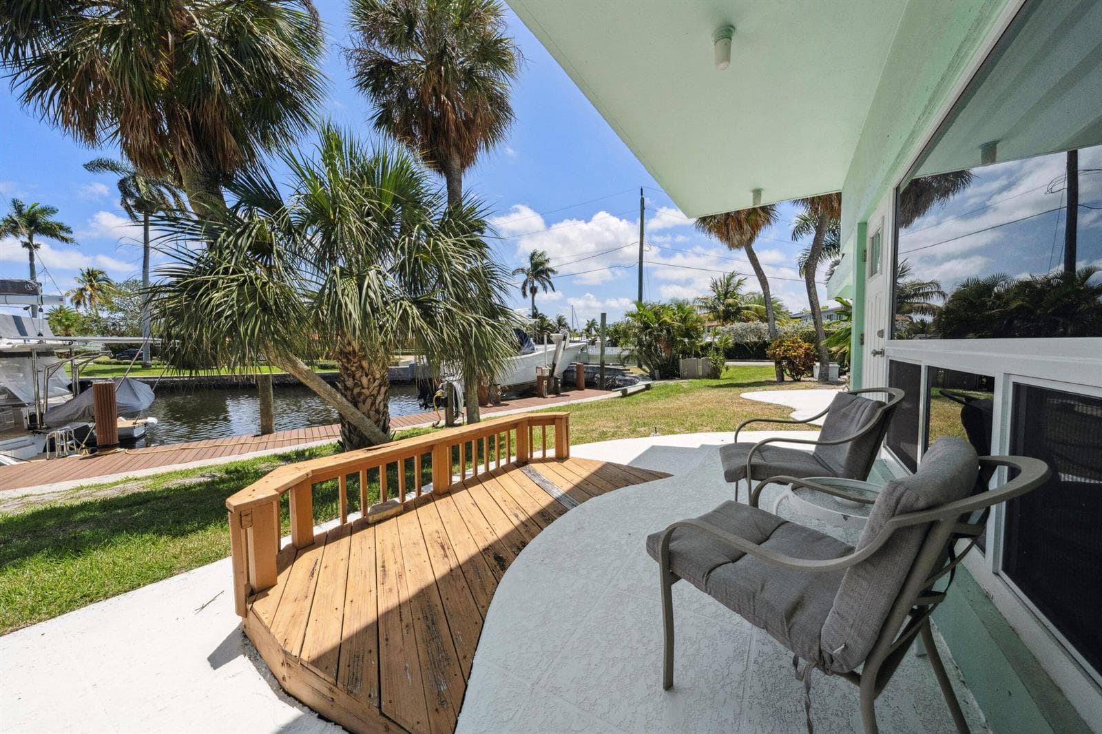 024-024-Patio-4000x2667
