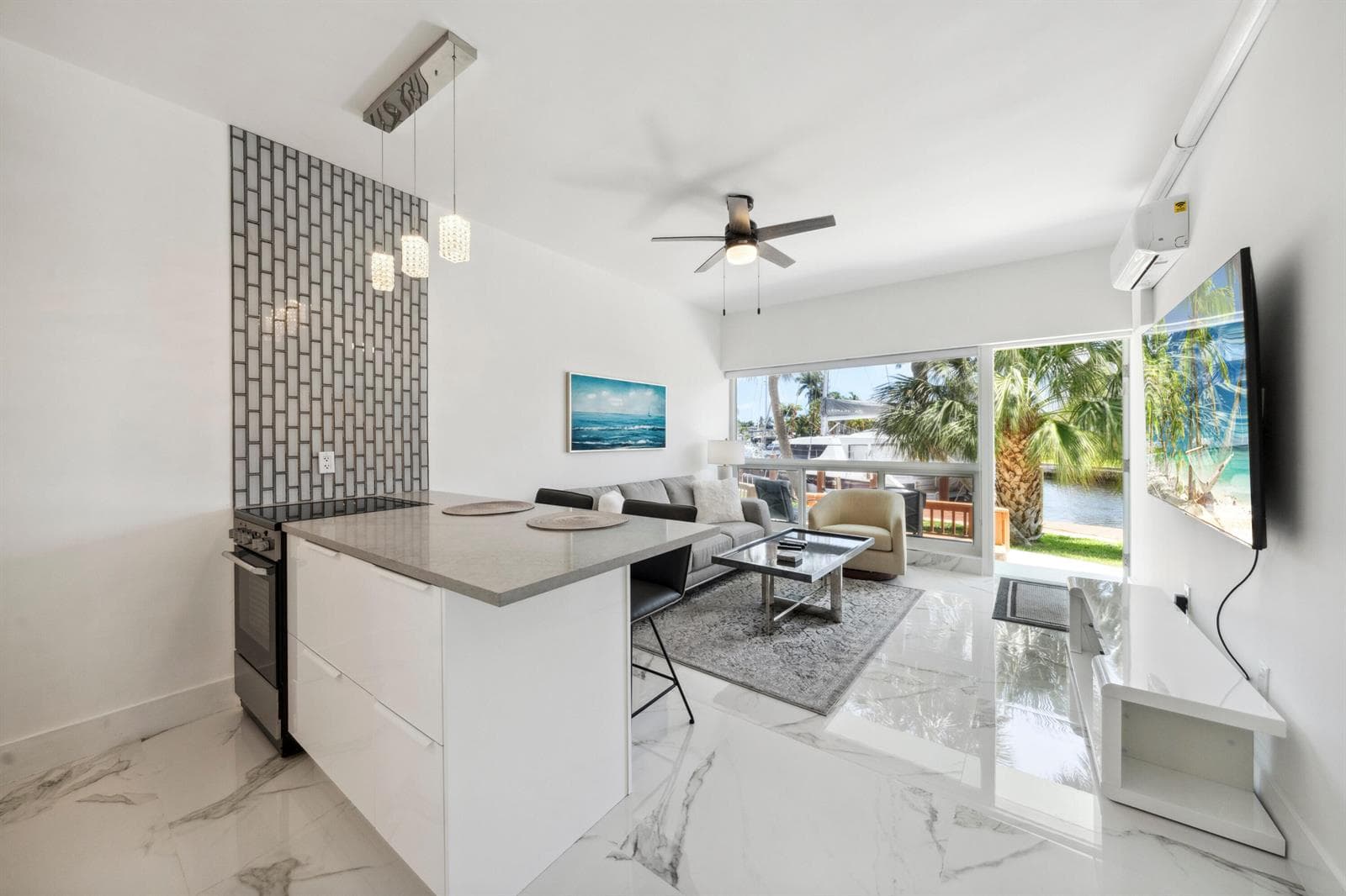 012-025-LivingDining Room-4000x2667