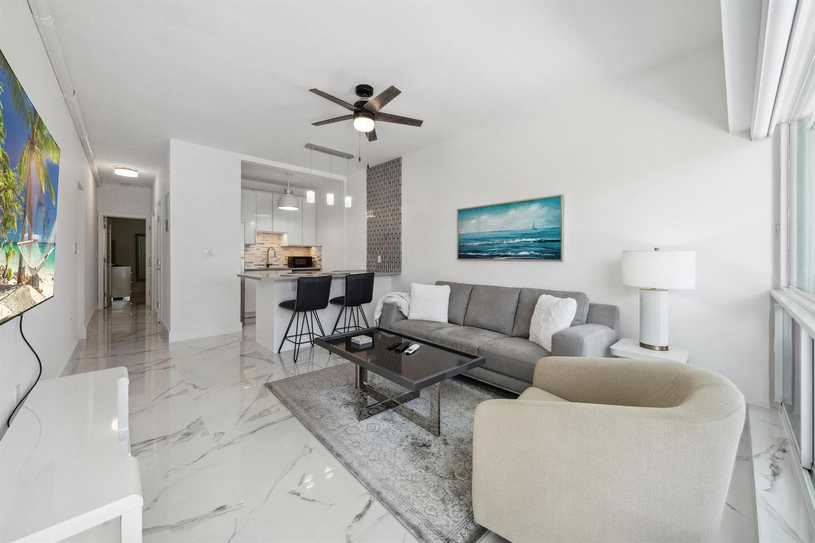 008-001-LivingDining Room-4000x2667