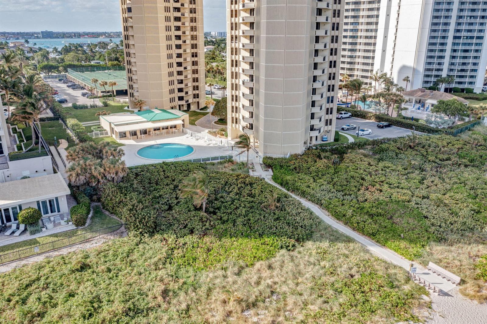 61-web-or-mls-70-print-45-print-DJI_0782