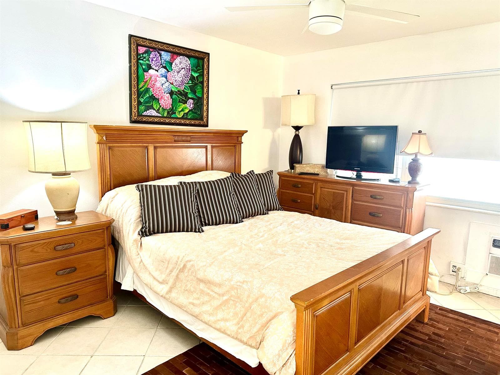 MC BEDROOM