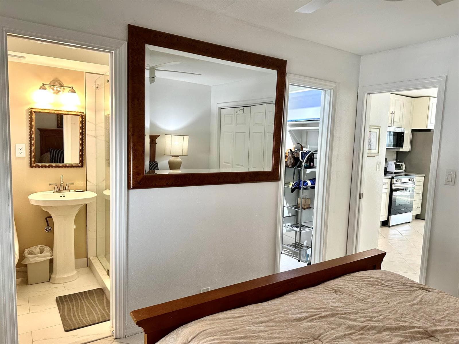 MC BEDROOM-BATH
