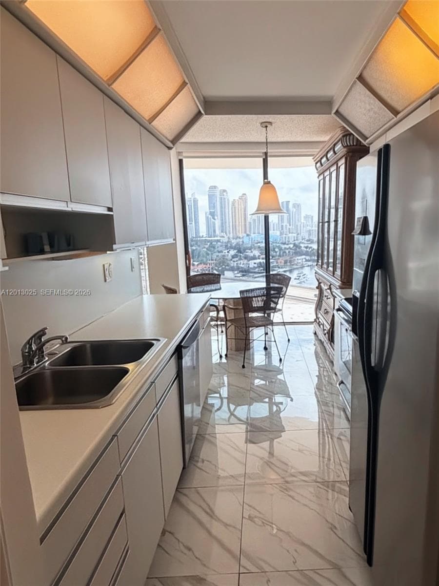 Turnberry towers condo · #14F in Aventura - Photo 6