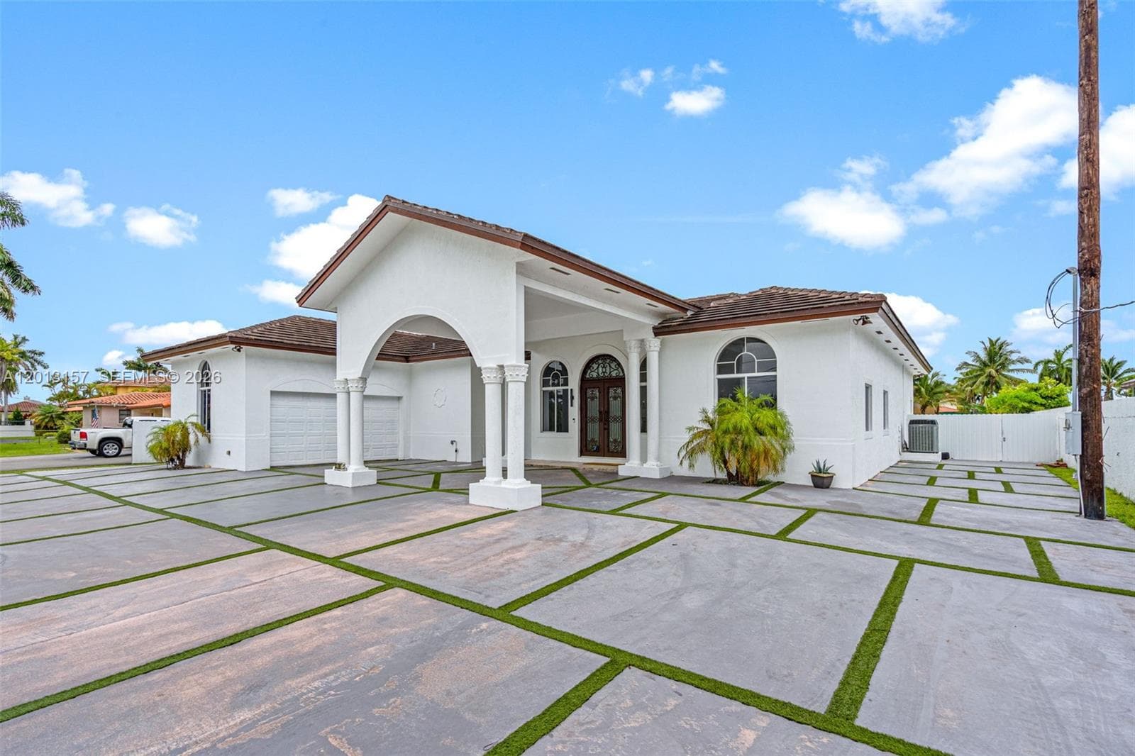 3201 SW 129th Ave photo 5