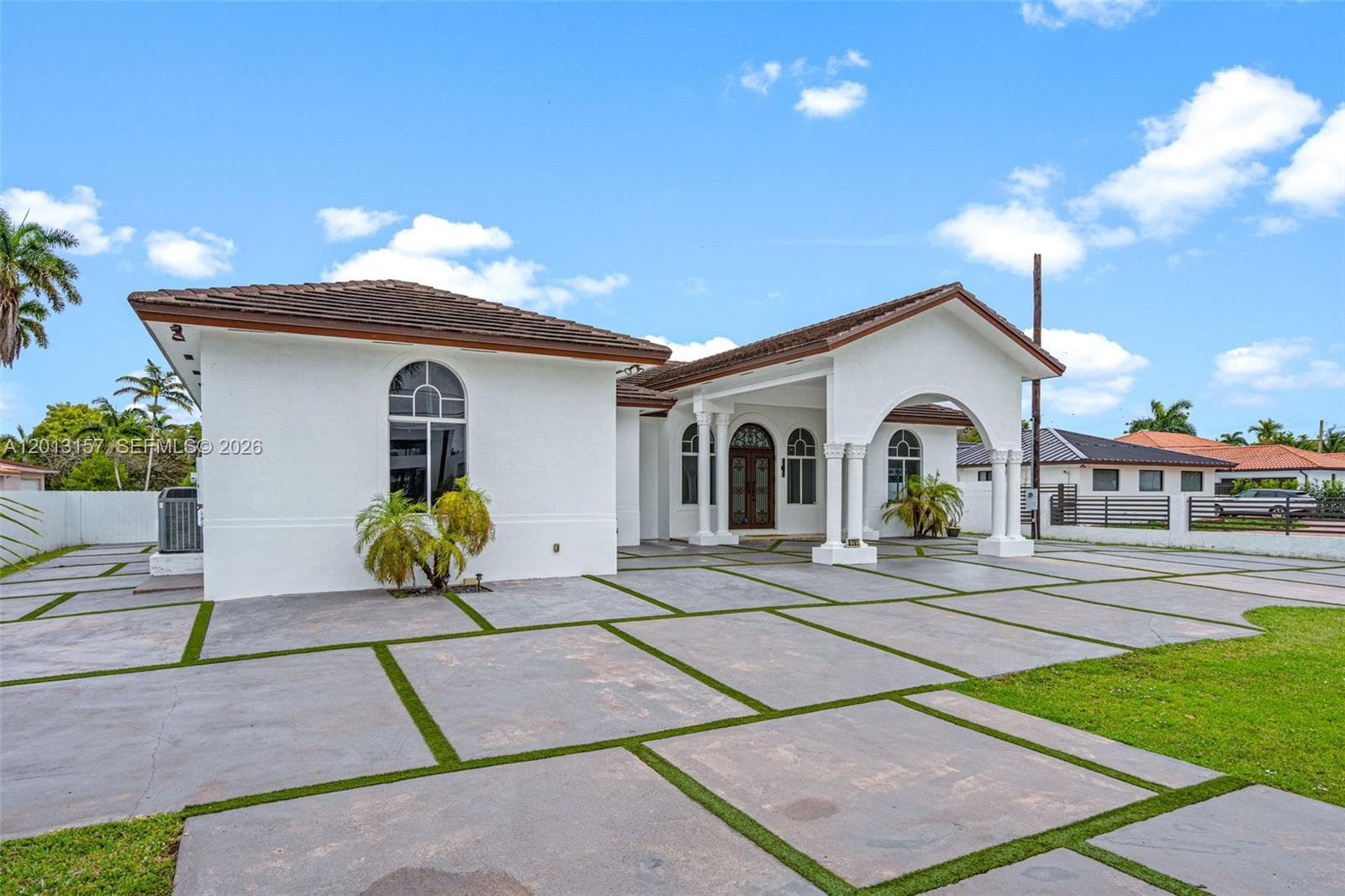 3201 SW 129th Ave photo 4