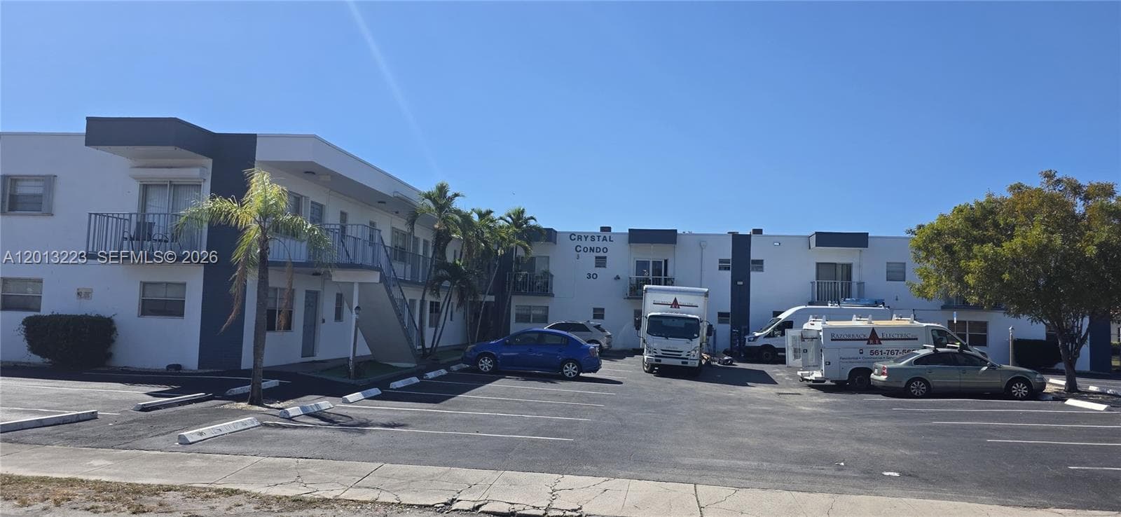 CRYSTAL CONDO · #115 in Hallandale Beach - Photo 14