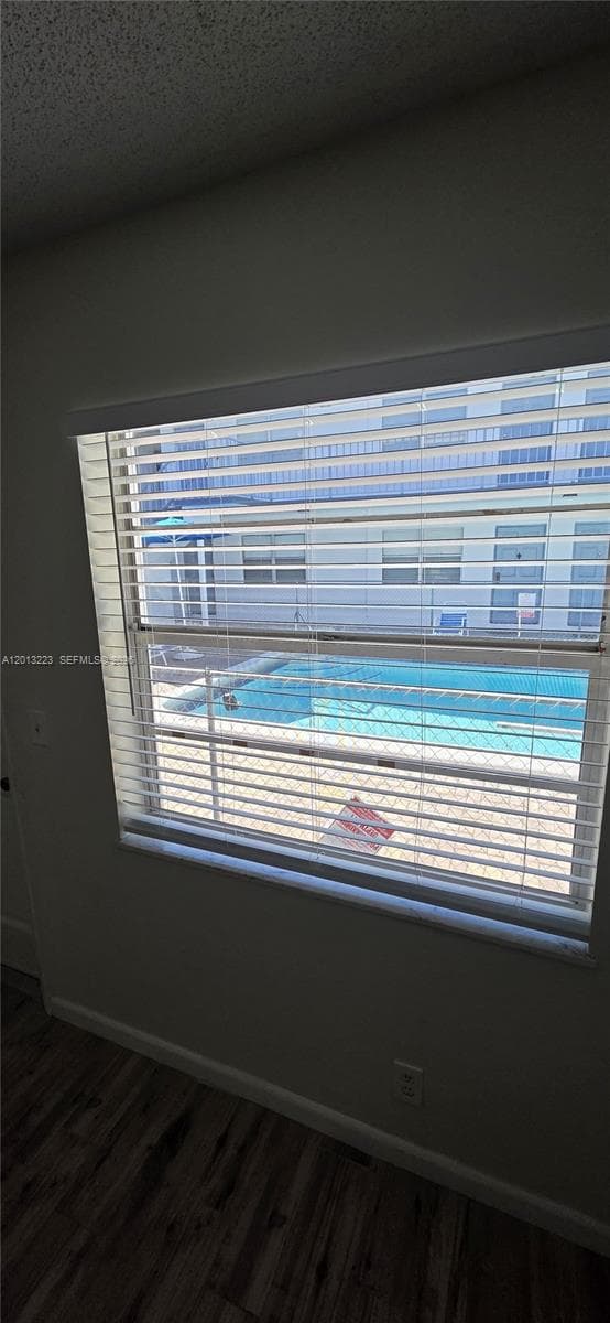 CRYSTAL CONDO · #115 in Hallandale Beach - Photo 11