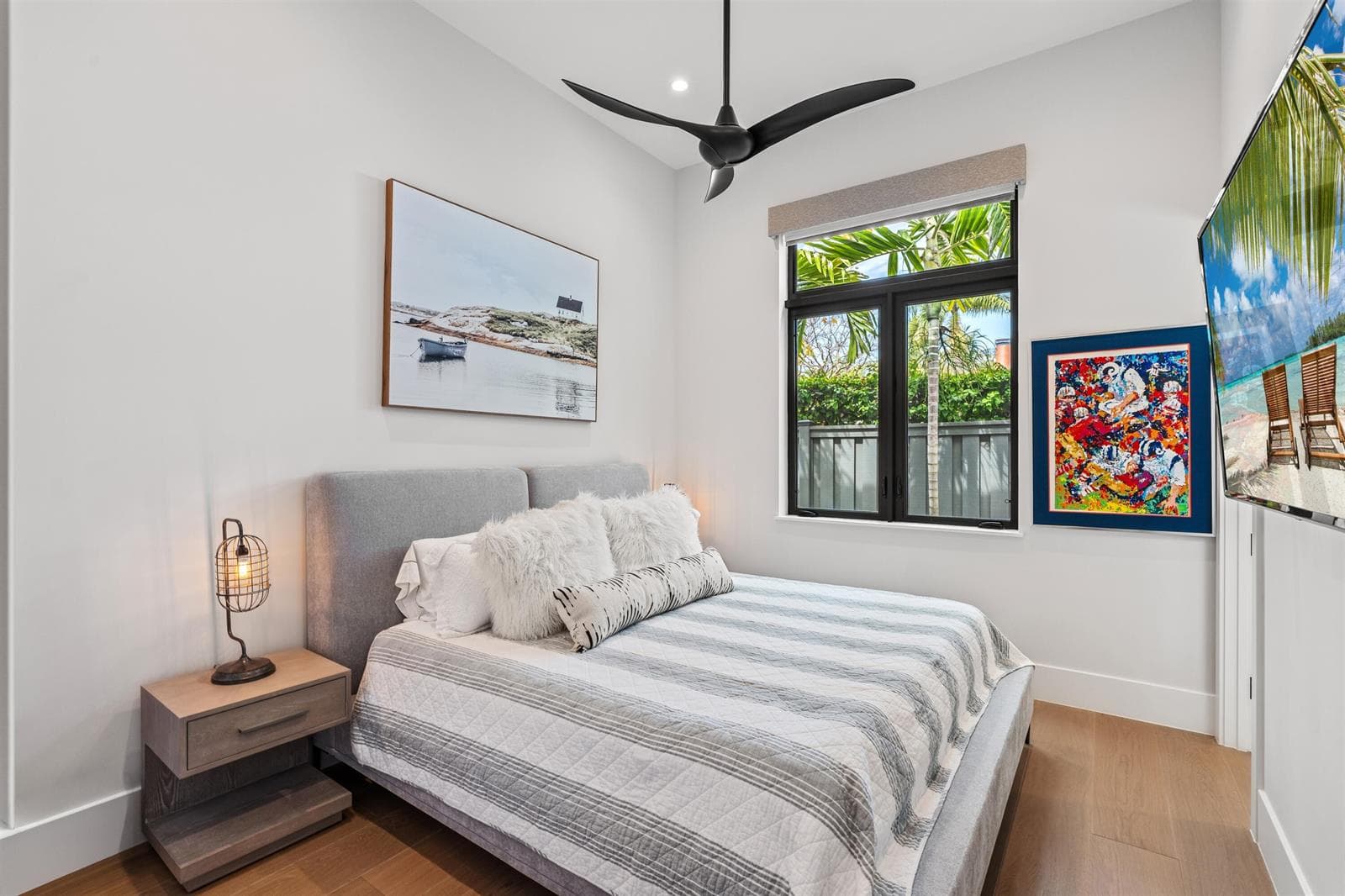 GUEST_BEDROOM_1_DT_RT