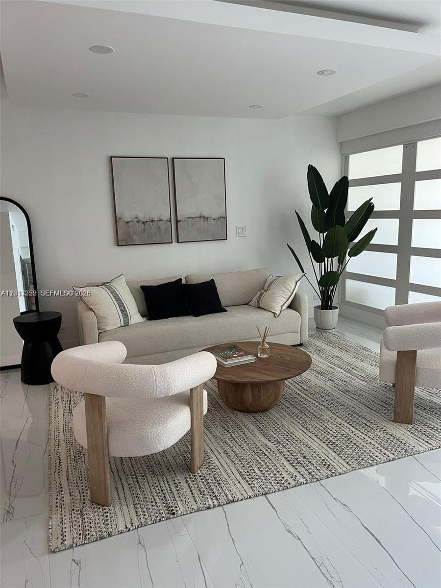 Roney Palace · #628 in Miami Beach - Photo 11