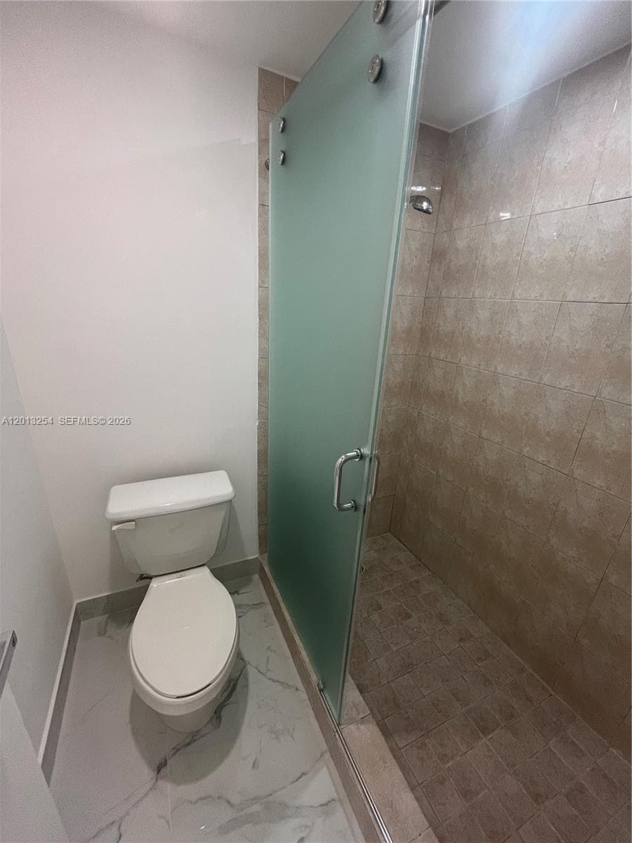 ALEXANDER TOWERS CONDO · #210 in Hollywood - Photo 18