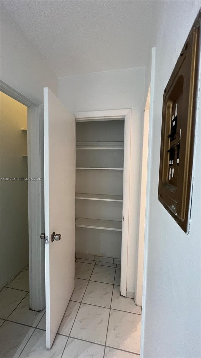 EAST BREEZE CONDOMINIUM · #4 in Miami Beach - Photo 13