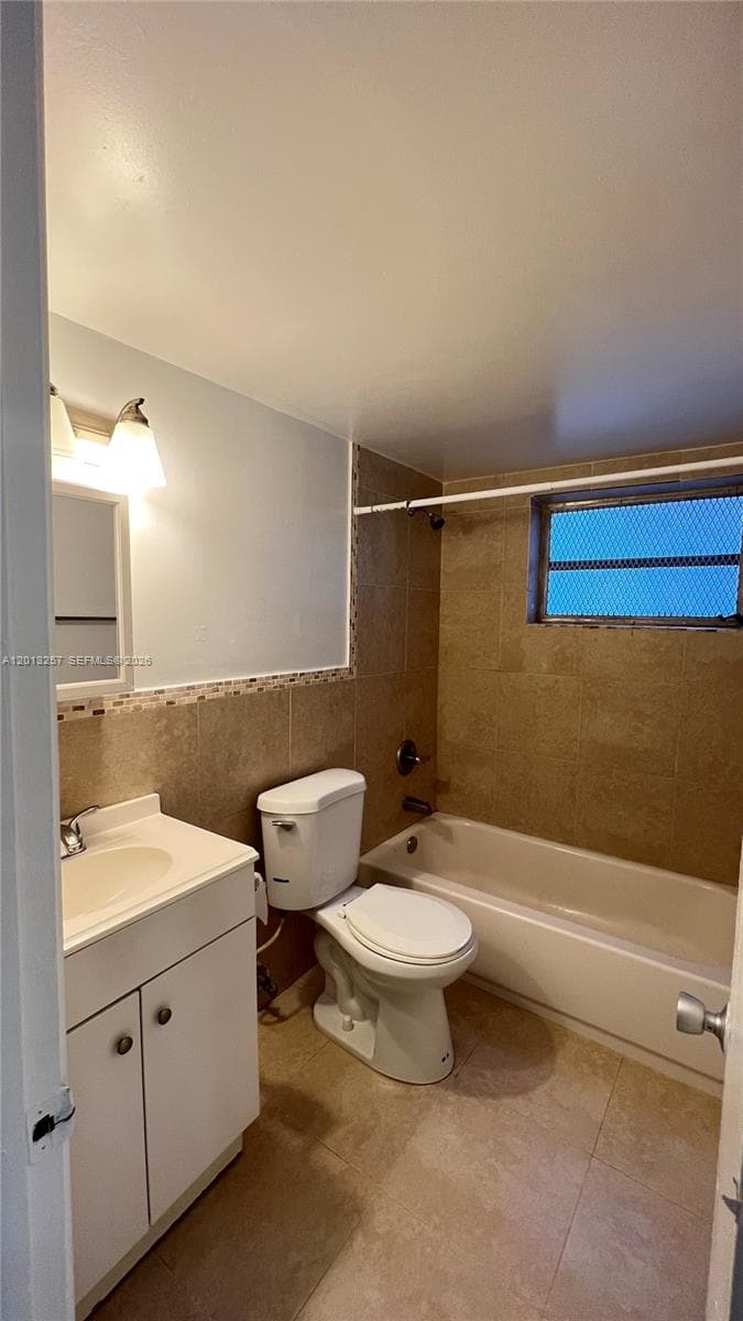 EAST BREEZE CONDOMINIUM · #4 in Miami Beach - Photo 12