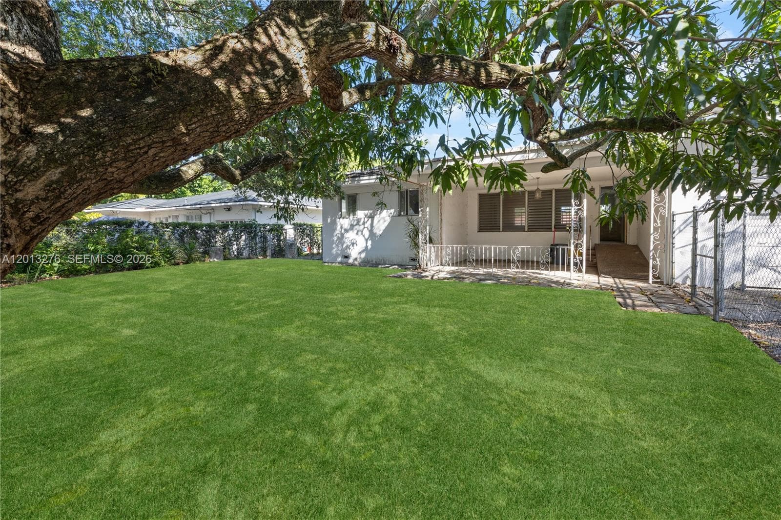 427 Grand Concourse photo 20