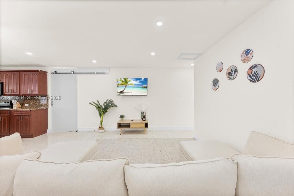 2128 Dock St #0 photo 2