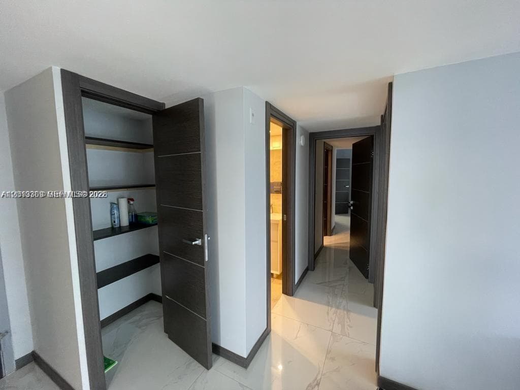 AVANT GARDE CONDO · #East401 in Hallandale Beach - Photo 22