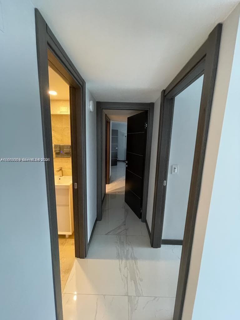 AVANT GARDE CONDO · #East401 in Hallandale Beach - Photo 21