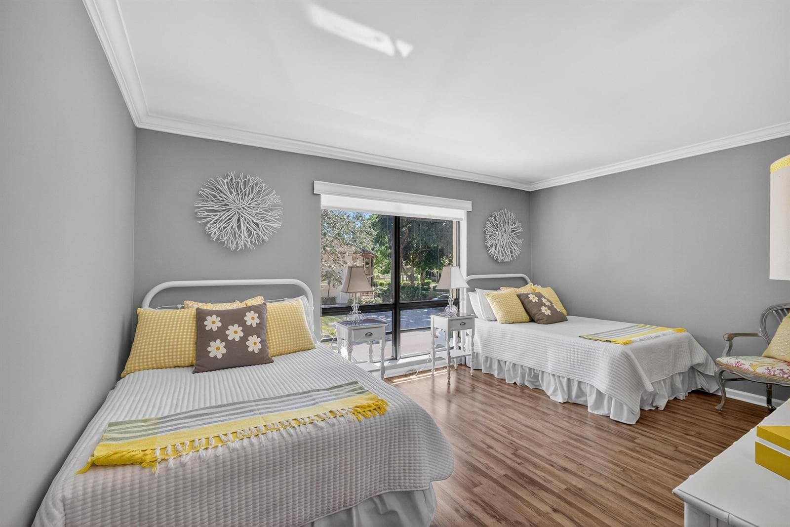 Guest bedroom