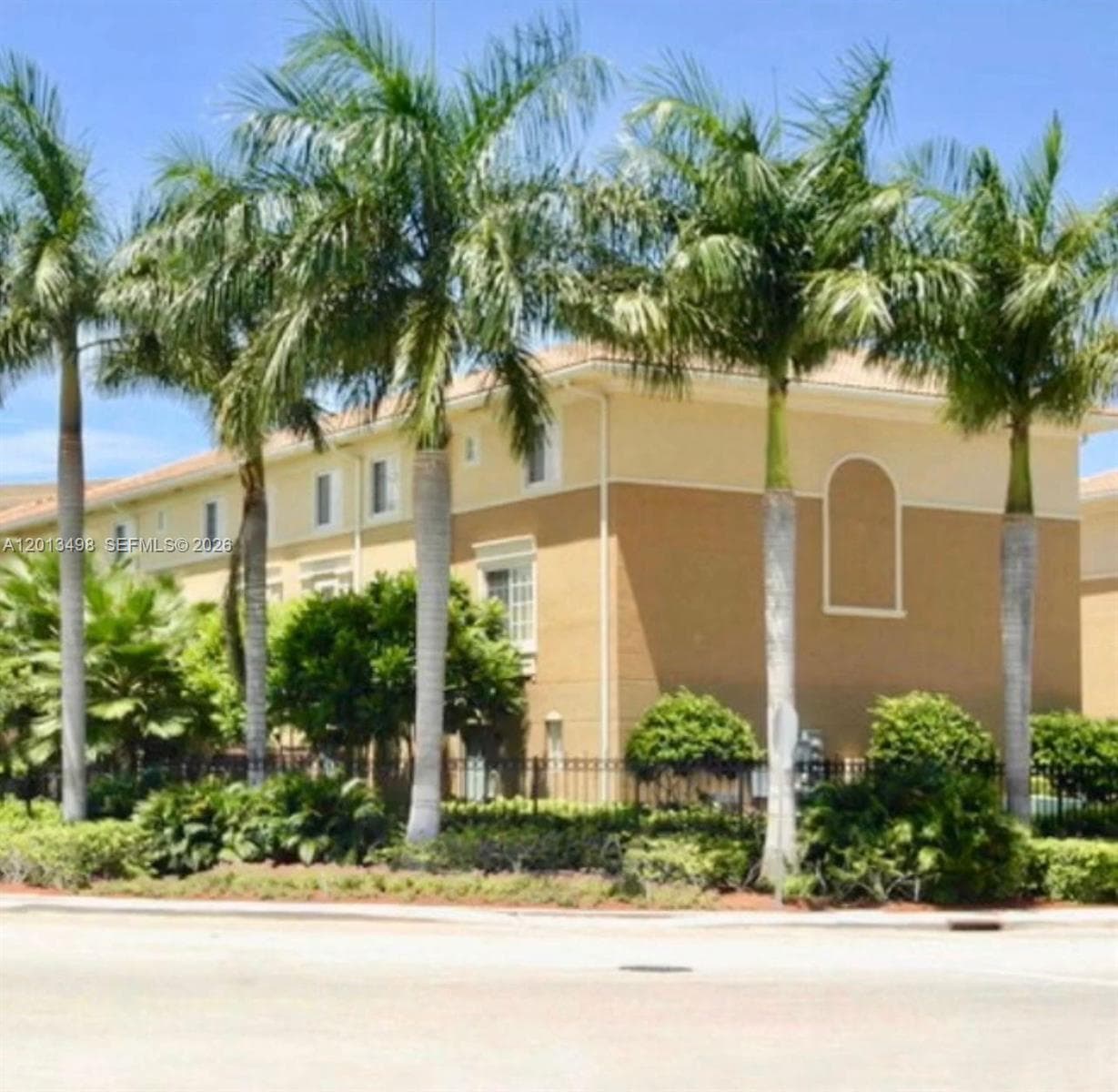 AVENTI AT AVENTURA CONDO · #507 in Aventura - Photo 11