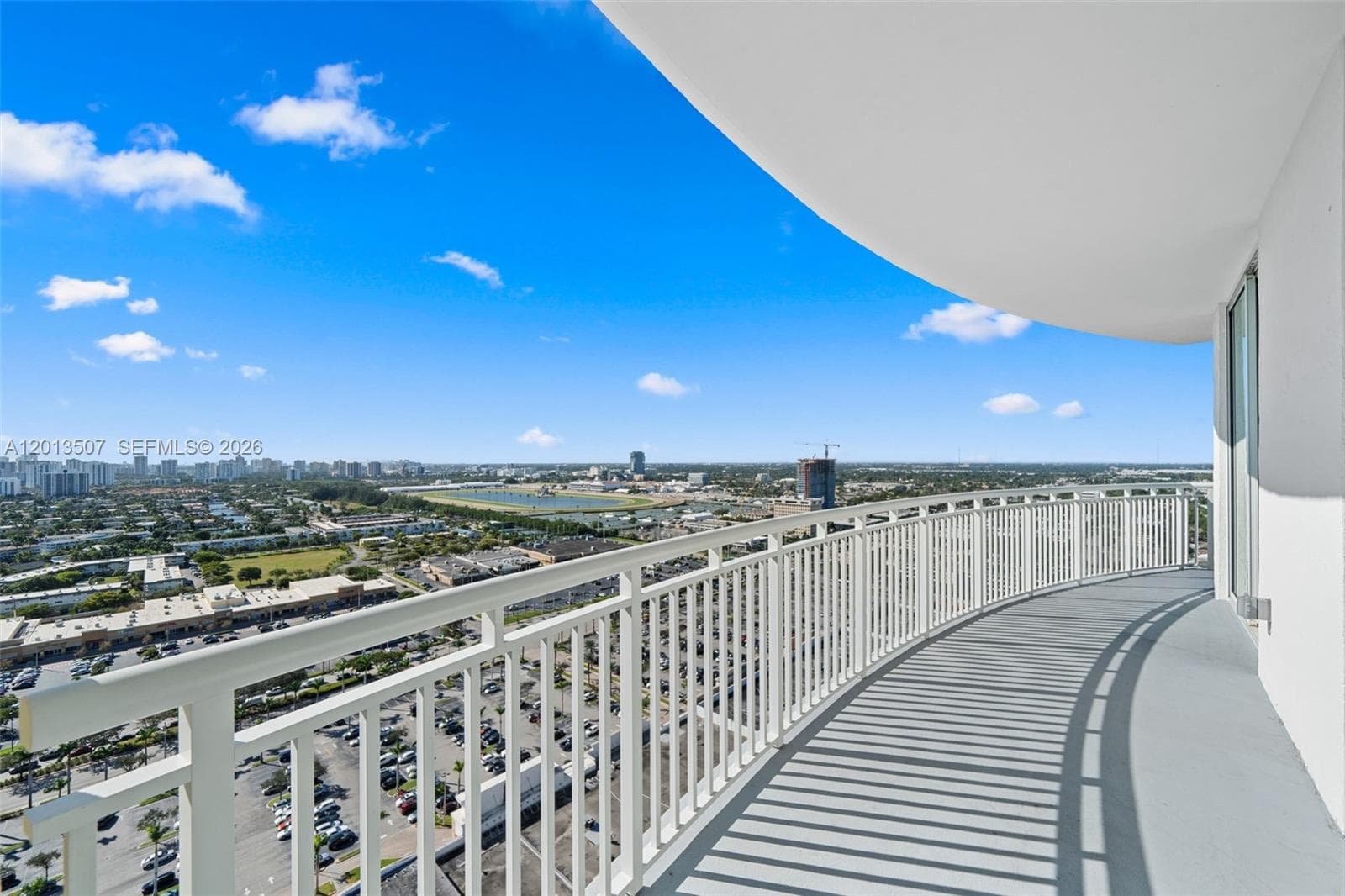DUO · #PH05W in Hallandale Beach - Photo 21