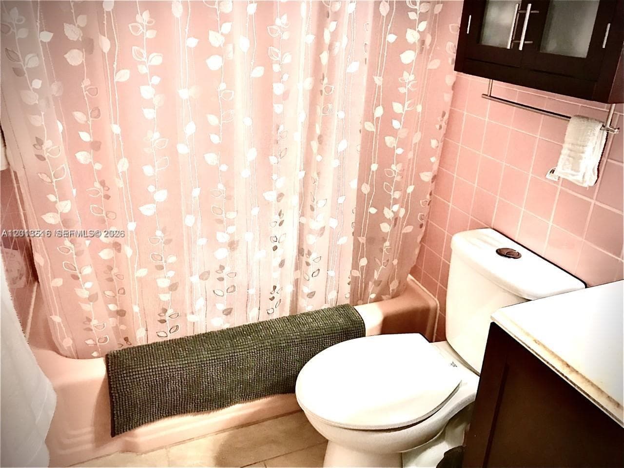ROLEN LAKE GARDENS CO-OP · #17C in Hallandale Beach - Photo 4