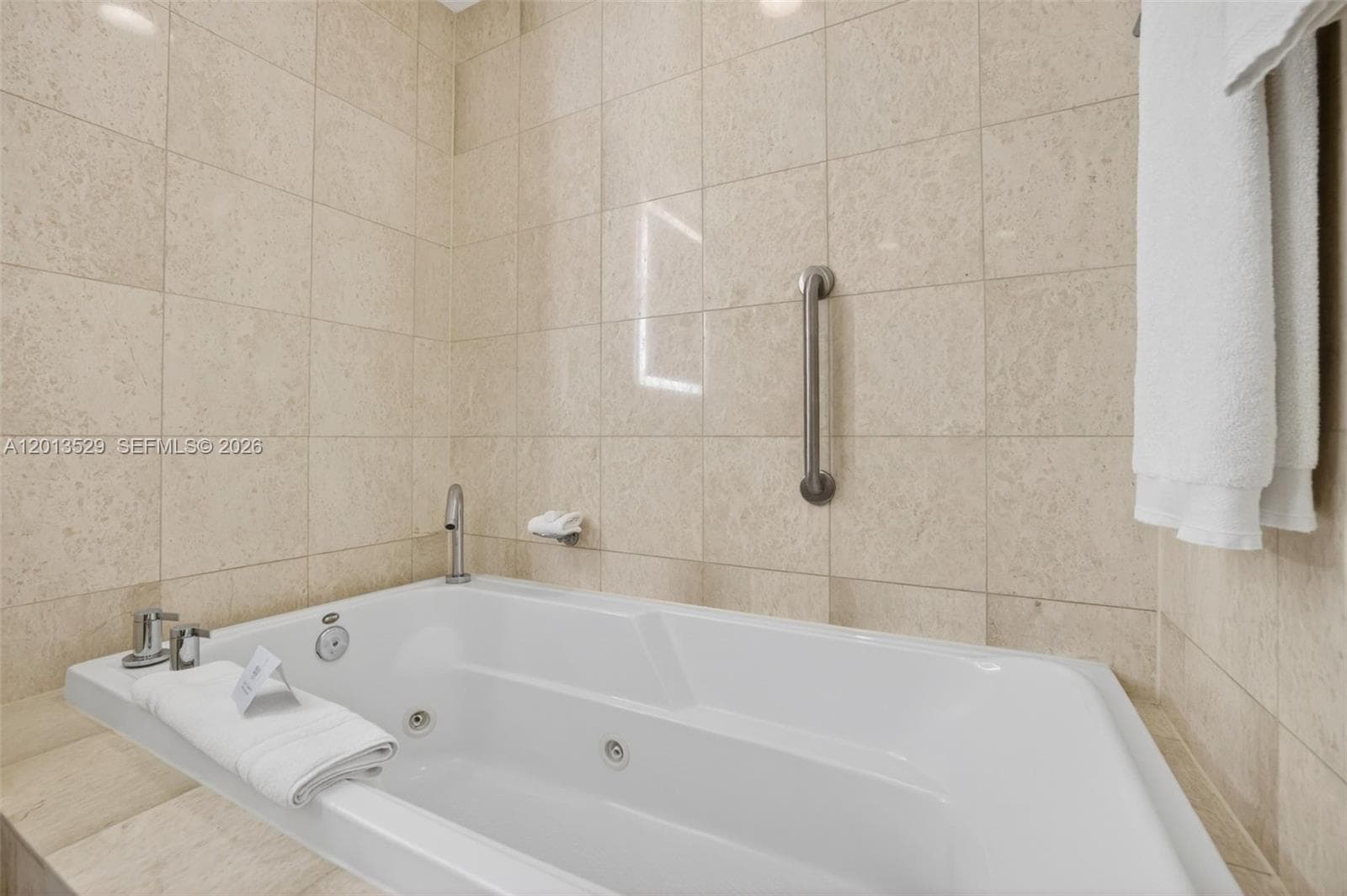 Beach House Hilton · #2103 in Fort Lauderdale - Photo 11