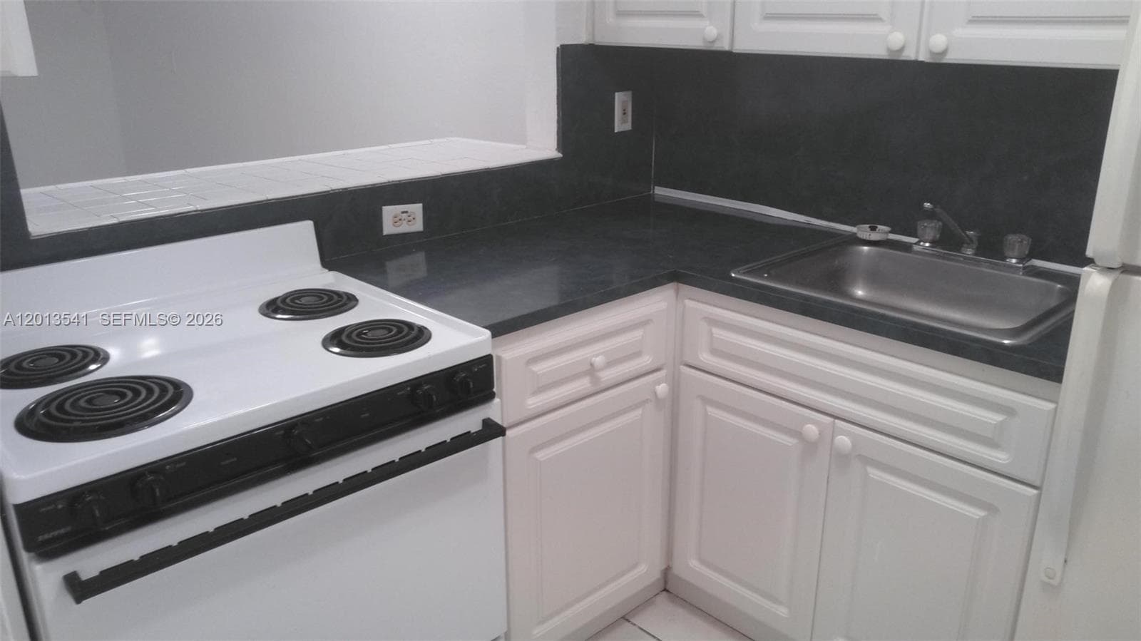 SUNSHINE BAY CONDO · #414 in Miami Beach - Photo 3