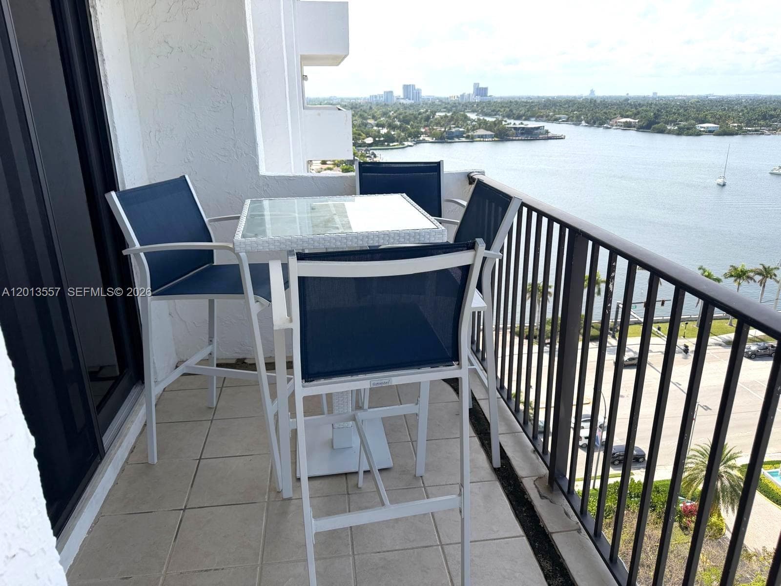SUMMIT CONDO · #1609S in Hollywood - Photo 2