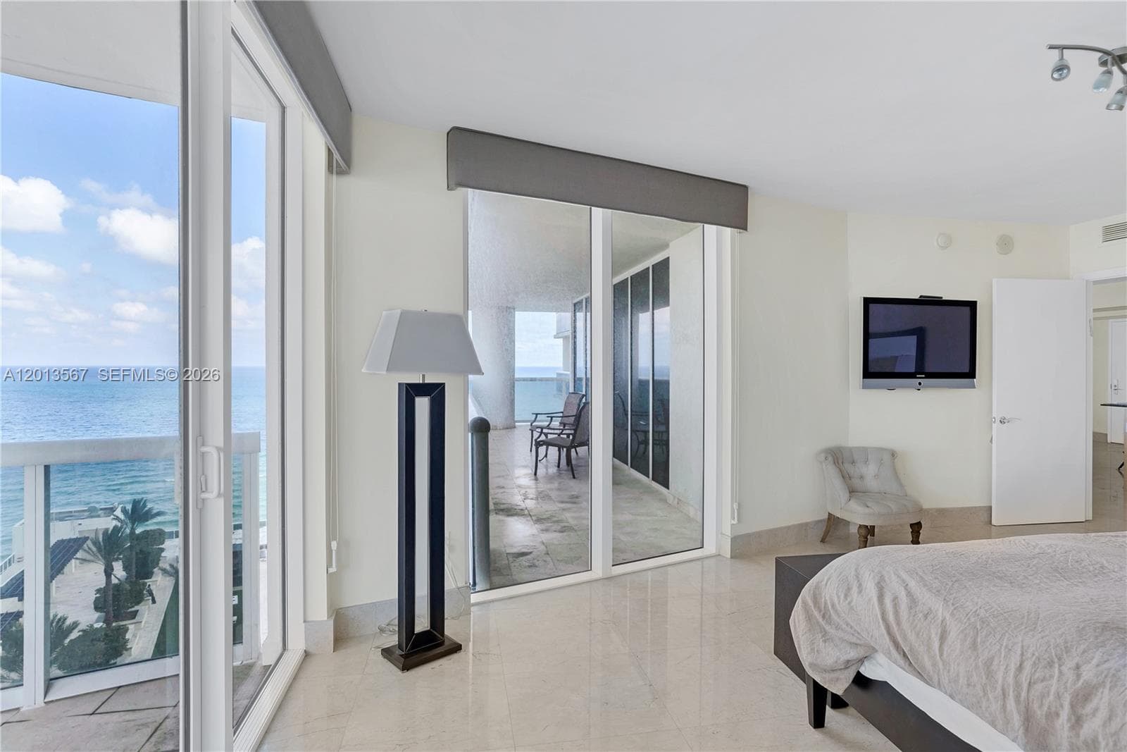 BEACH CLUB CONDO · #1410 in Hallandale Beach - Photo 18