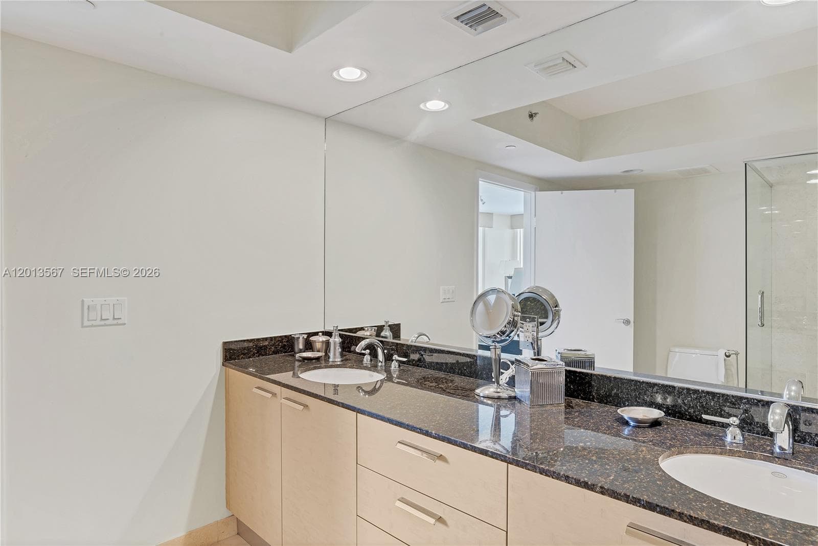 BEACH CLUB CONDO · #1410 in Hallandale Beach - Photo 21