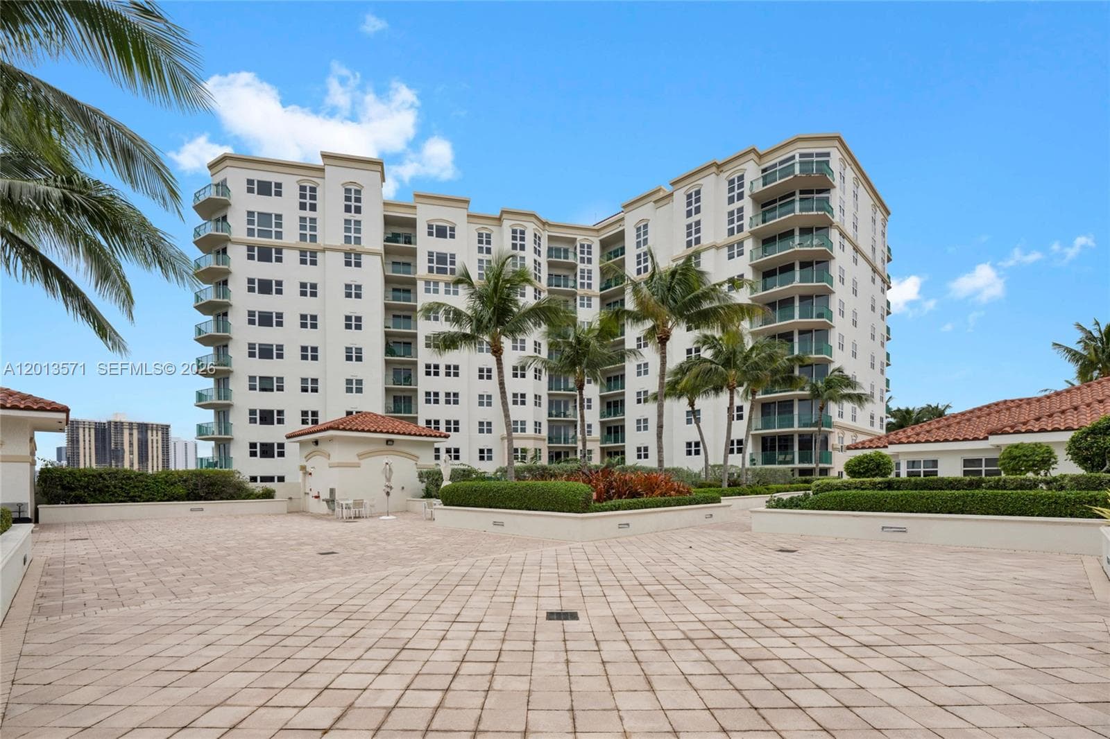 TURNBERRY VILLAGE SO TOWE · #116 in Aventura - Photo 17