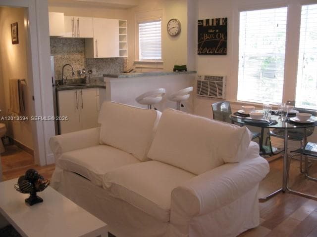 MONTEREY CONDO · #13 in Miami Beach - Photo 13