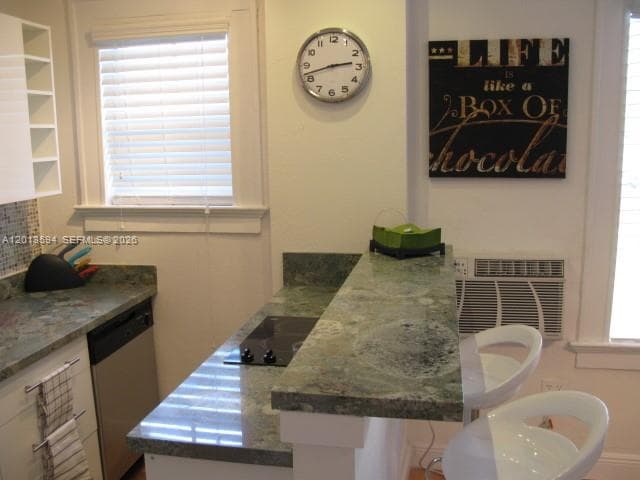 MONTEREY CONDO · #13 in Miami Beach - Photo 8