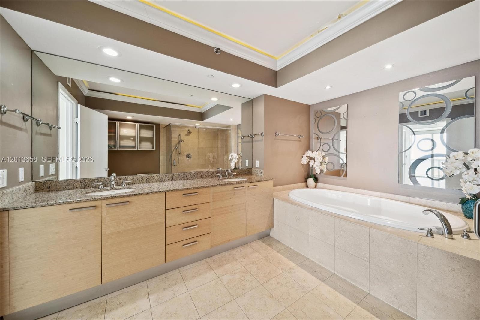 BEACH CLUB TWO · #1701 in Hallandale Beach - Photo 31