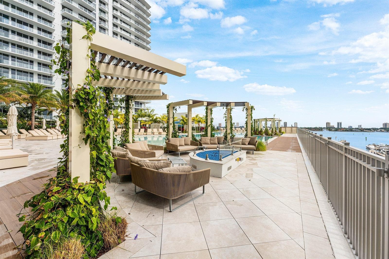 046-220LakeShoreDrive-2023-LakePark-FL-3